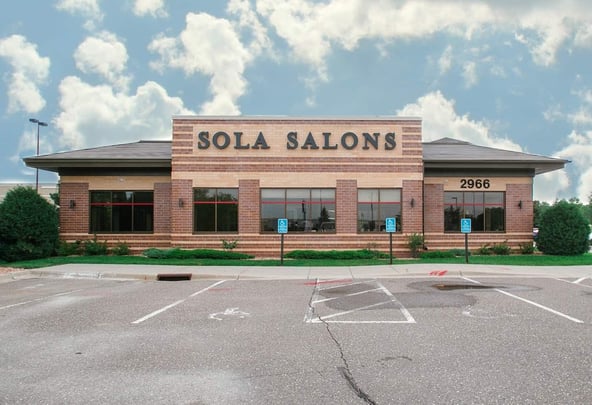 Sola Salon Studios in Maplewood, MN – Salon Suite for Rent