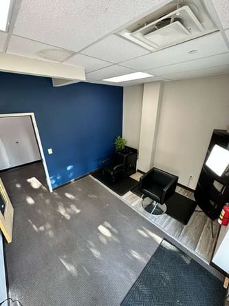 Downtown Studio Salon with Heavy Foot Traffic