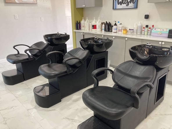 Salon Booths and Suite Rental