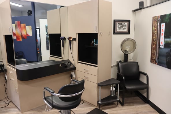 Booth renter wanted