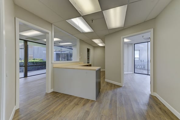 Provo Salon Suites & Booths — Private, All-Inclusive, Prime Location