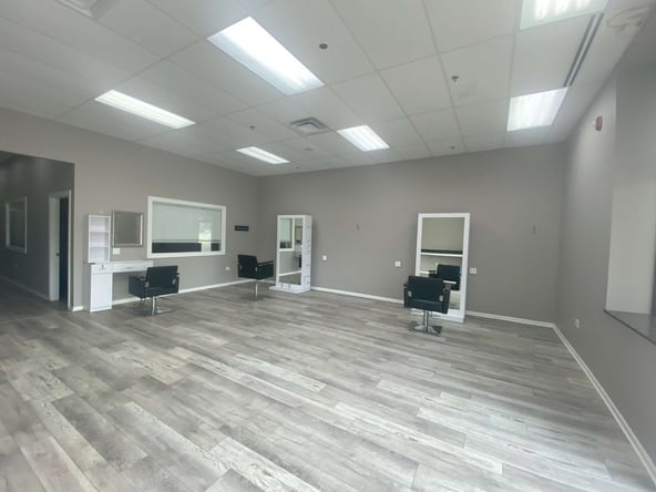 Private Salon Suites for Rent in Naperville!