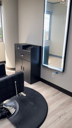 The Corner Studio: Luxury Salon Suites Houston | Daily, Weekly & Monthly