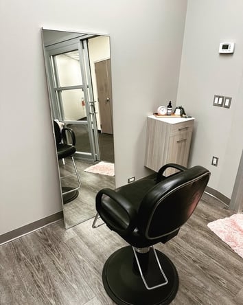 Sola Salon Studios in Canton, MI – Salon Suite for Rent