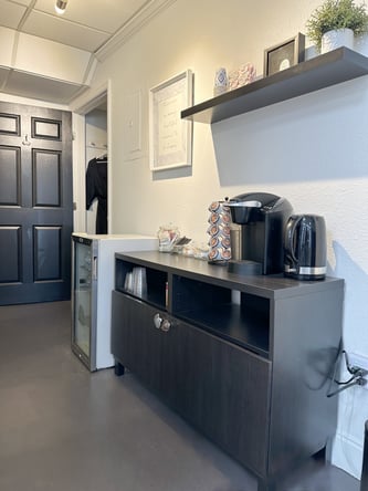 Salon Booth Rental – Prime South Tampa Location!