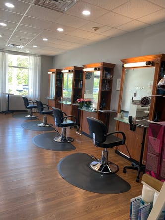Booth Rental Opportunities in Bedford, NH — First 2 Weeks FREE!