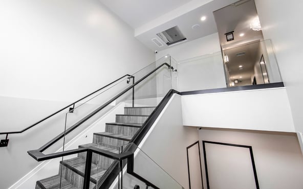 Window Suites for Beauty Pros in La Jolla Village
