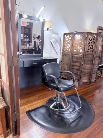 Hair Stations for Rent – Retreat Day Spa, Homestead FL