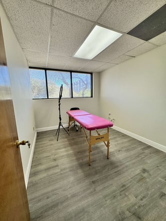 Modern salon suites