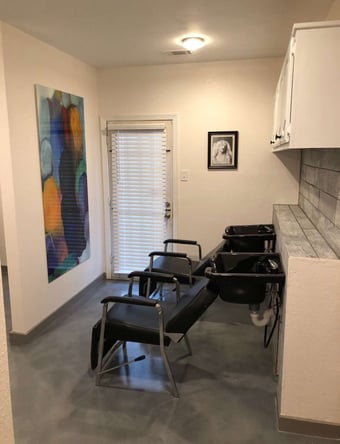 Affordable Private Salon Suite in Desoto
