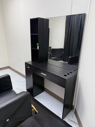Private hair salon suites for rent