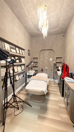 Luxury Private Beauty Room for Rent – Perfect for Lash, PMU, Estheticians & Massage Therapists