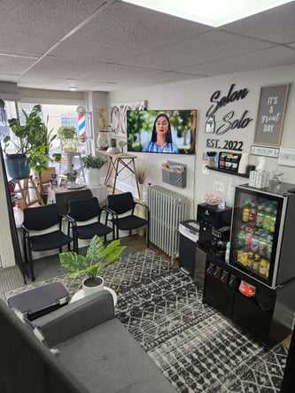 Salon Station For Rent