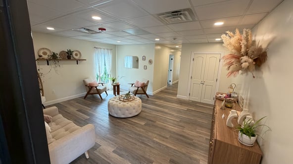 Beauty Suites For Rent East Greenwich, R.I (1st month FREE)