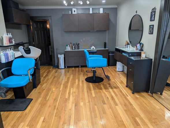 Charming Salon Station in Boston’s Historic South End