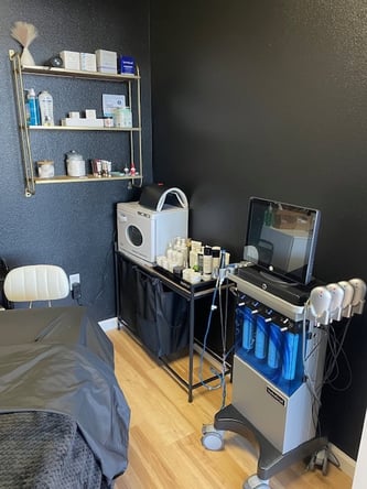 Beautiful Spa Room for Rent (Part-time) – Perfect for Estheticians