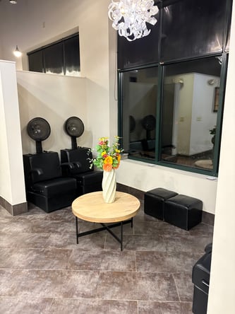 Hairstylist Booth Rental in Cornelius, NC – Receptionist & Amenities Included