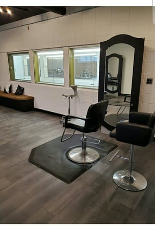 Gurnee Salon Suites