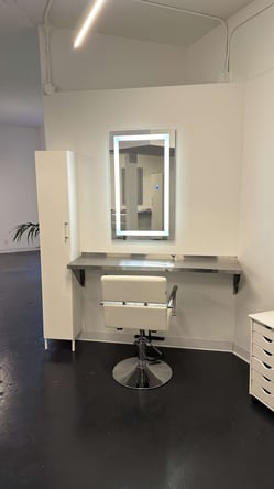 Hair stylist/Beauty pros chair rental at Hair Labs