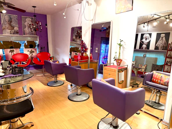 Salon co-share available in the heart of Queen Village 4tg st aka Fabric Row., PHILADELPHIA.