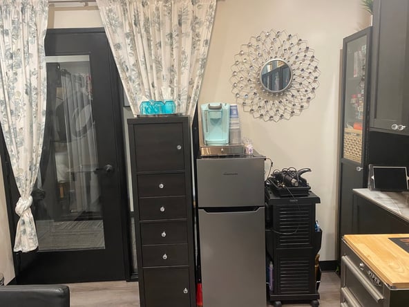 Share my Studio Rental in Huntington Beach, CA – Days and Times negotiable
