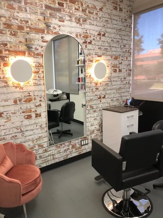 Sola Salon Studios in Brentwood, TN – Salon Suite for Rent