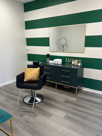 Salon Suite for Daily Use