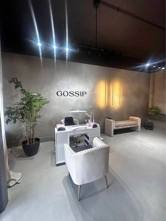 Gorgeous Salon Suite in Downtown Roseville