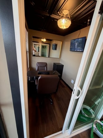 SALON SUITES FOR RENT ANY USE