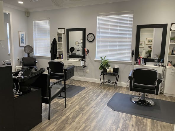 4 Stations and 1 Nail Station available now