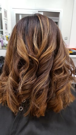 Sola Salon Studios in Naperville, IL – Salon Suite for Rent