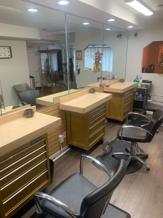 Fully Equipped Salon or Chair Space Available