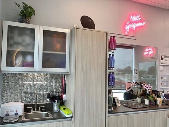 Sola Salon Studios in Amherst, NY – Salon Suite for Rent