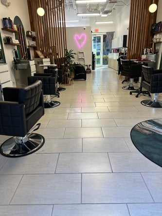 Salon Chair for Rent in Miramar