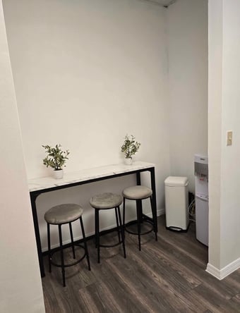 Spacious Double Private Salon Suite in Casselberry, FL — Move-In Ready!