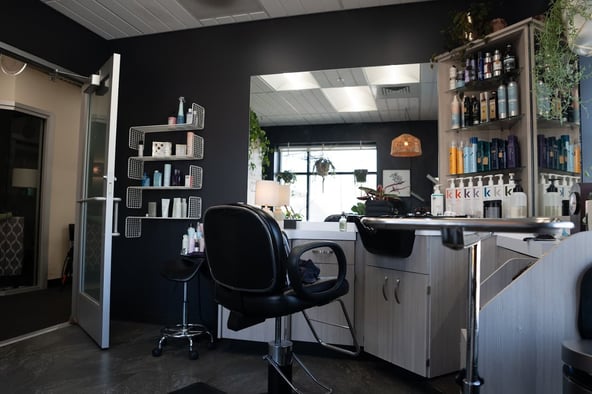 Sola Salon Studios in Salt Lake City, UT – Salon Suite for Rent
