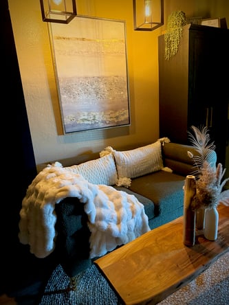 Boutique beauty, health and wellness suite available.