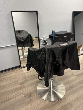 Expand Your Talents In Our New Salon! 2 First Weeks FREE
