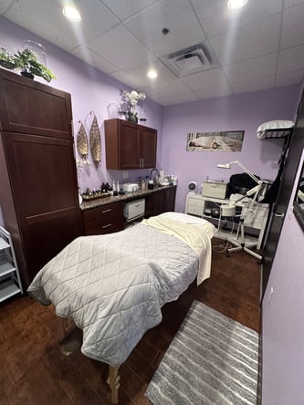 Massage/Esthetician Treatment Room for Rent