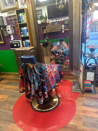 Salon Chair for Rent in Prime Location (Westchester)