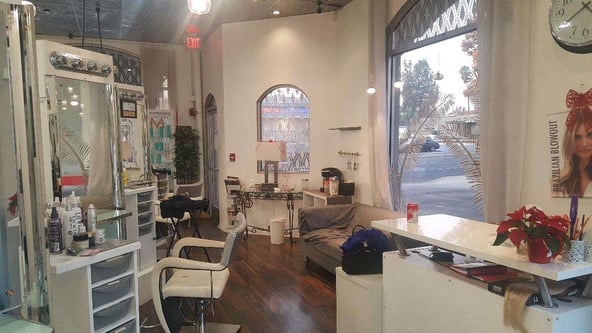 Hair Salon Station/Booth Rental (Great Location)