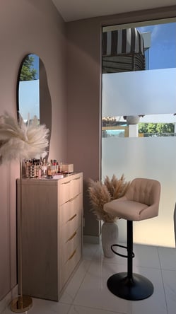 Beauty Spaces for Rent – Nail, Brow/Makeup & Private Room | West Hollywood