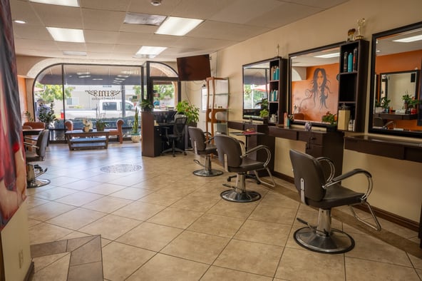 Salon Chair for Rent – Burbank