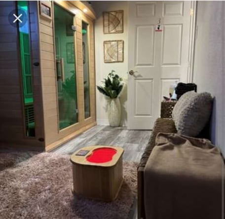 Gorgeous Private Spa with Sauna Room!