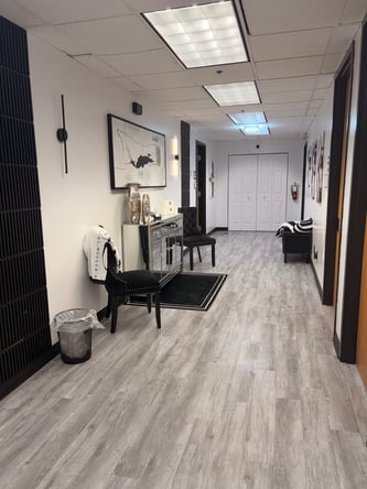 Mode’le Suites — Private Salon Suites in Brooklyn Center