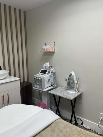 Private spa room available for rent