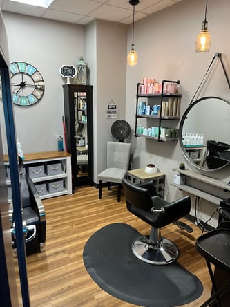Part-Time Salon Suite Share Available-Perfect for Independent Hairstylist!