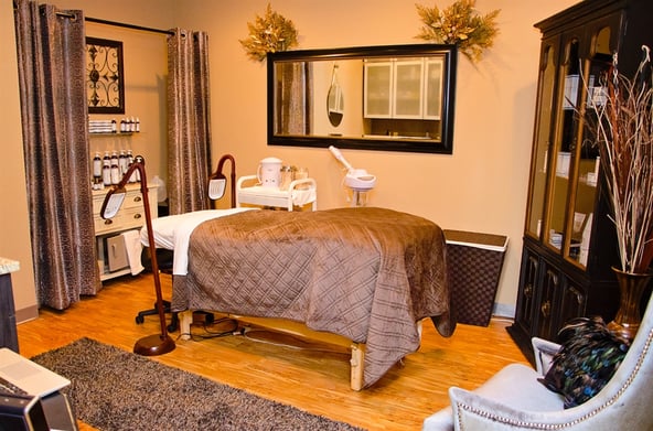 Salon Lofts in Crescent Springs, KY – Salon Suite for Rent