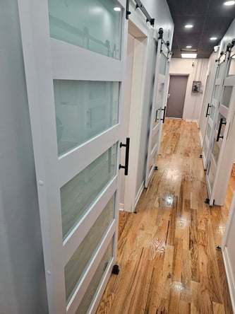 Private Luxury Suites in Chicago: Weekly & Daily Rentals Available