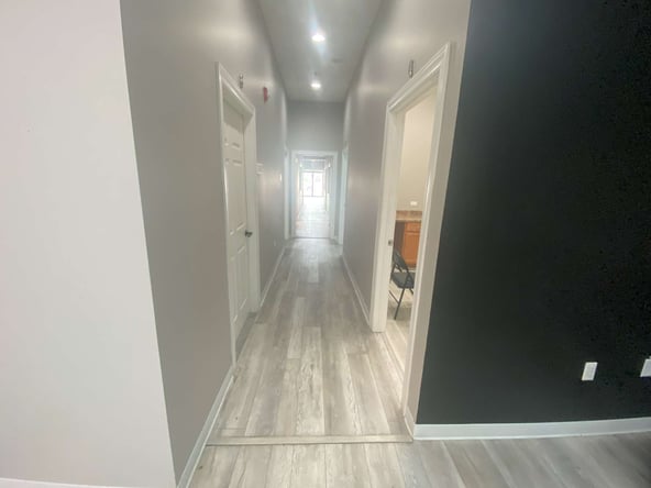 Private Salon Suites for Rent in Naperville!